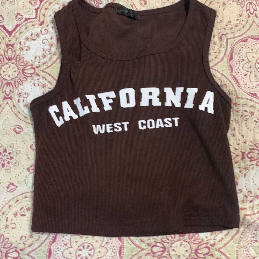 💗 Brown Crop Top Free w/ Bundle